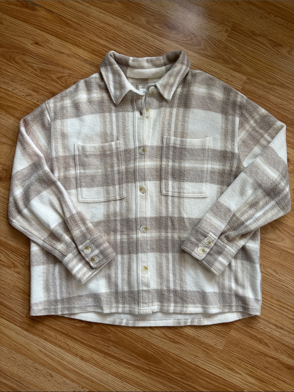 AE Beige Plaid Button-Up Shirt Jacket ✨ size L